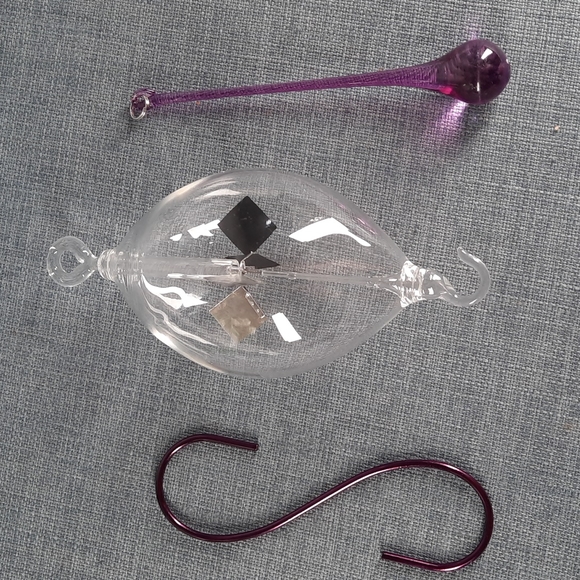 Blown Glass Suncatcher Radiometer Purple Glass Rain Drop Indoor Outdoor - Picture 2 of 5